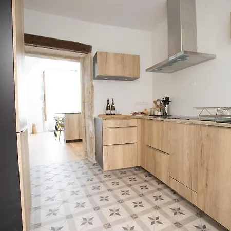 L'aubertine - Hypercentre Avec Terrasse * Beaune